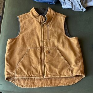 Carhartt fleece lined vest